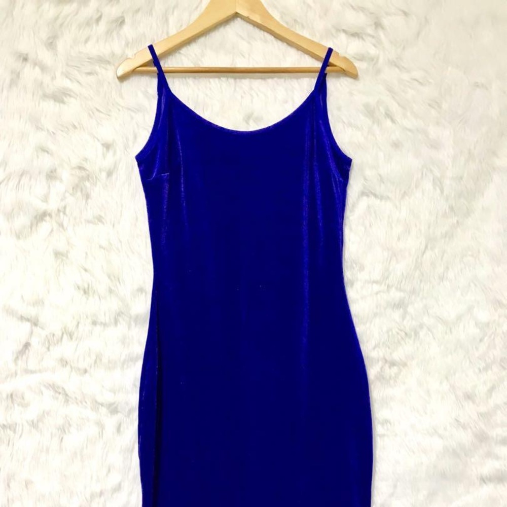 Blue velvet bodycon dress from forever 21 size S